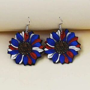 🎄Red, White & Blue Vegan Leather Dangle Flower Earrings